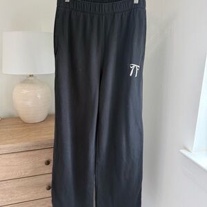 Hollister Black Bow Sweatpants Size Small